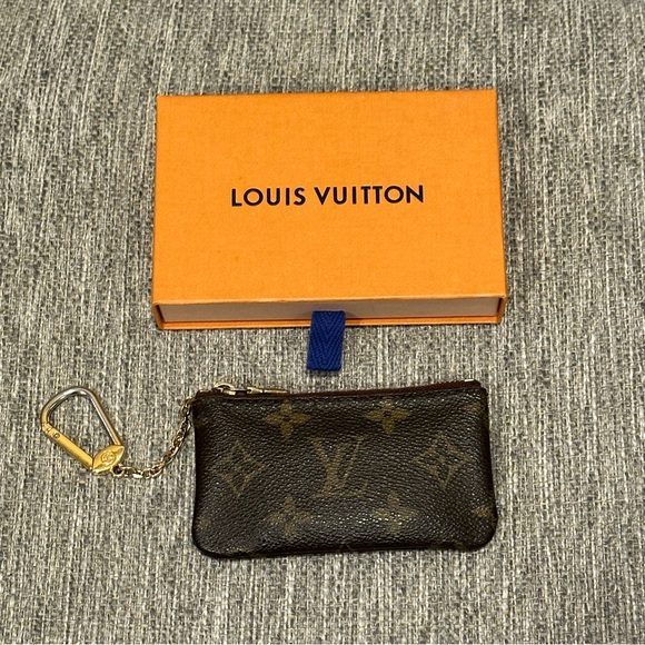 Authentic Louis Vuitton Key Pouch - Picture 1 of 8